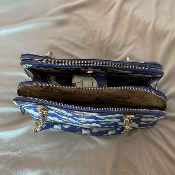 GUESS Purse - Picture 9 of 11